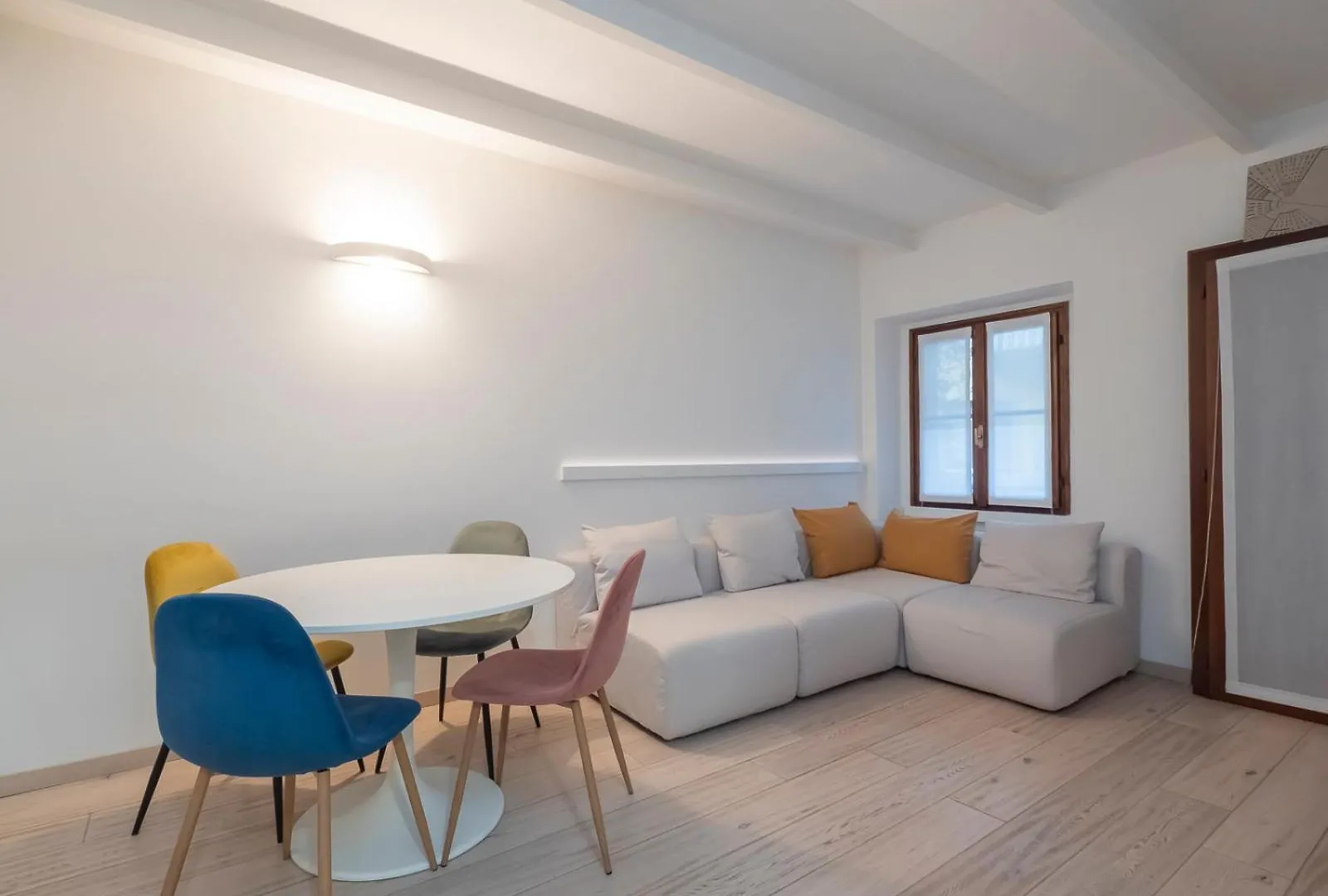 I Host Apartment - Vigevano 13 Milan