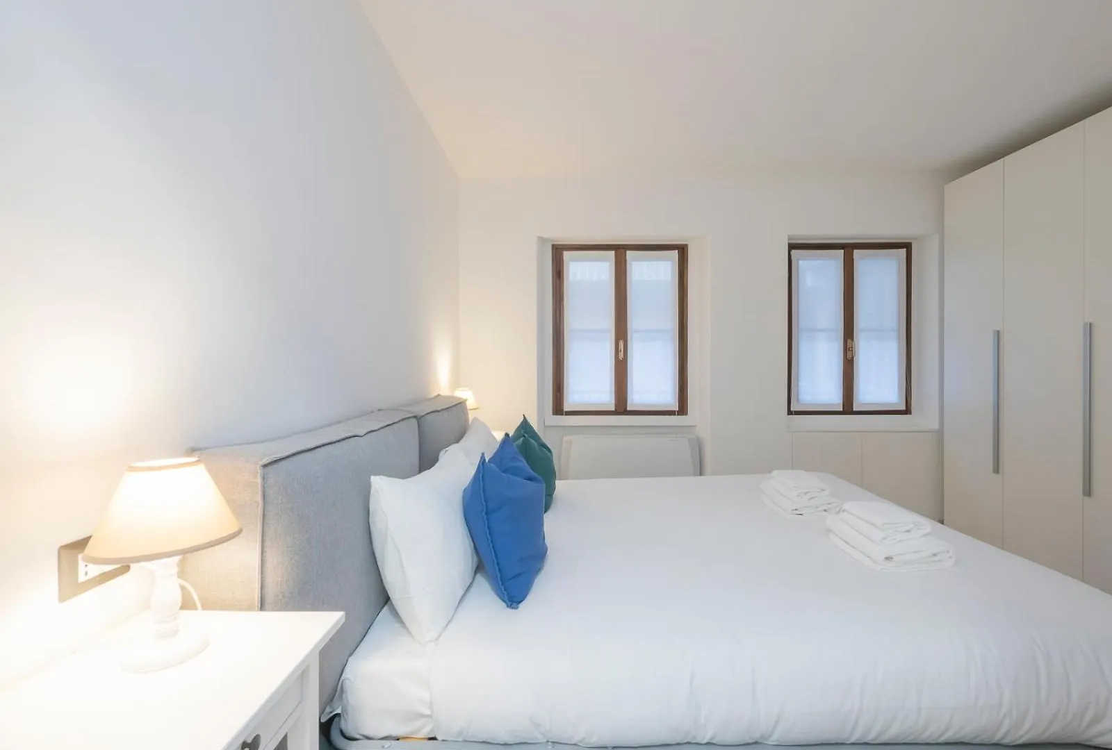 I Host Apartment - Vigevano 13 Milan